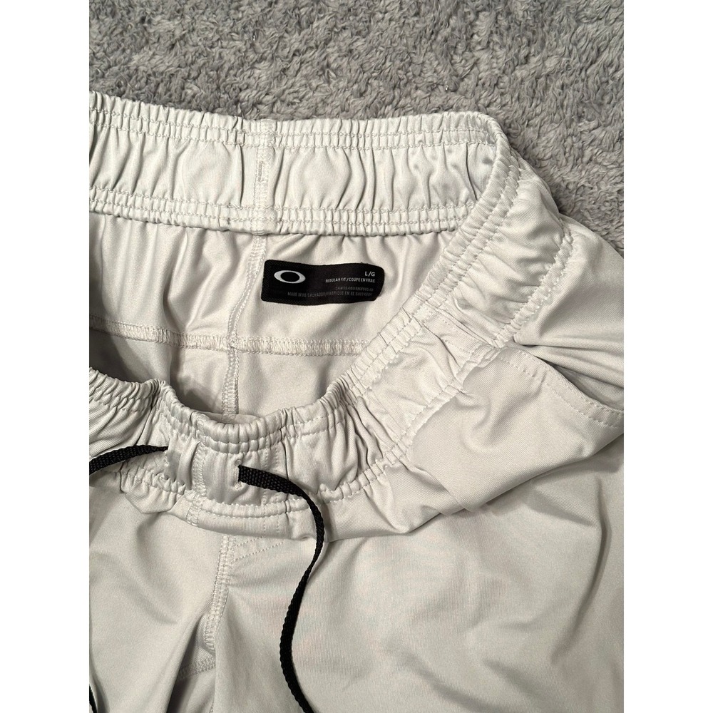 Oakley Foundational 7"‎ Shorts 3.0 Mens L athletic Lunar Rock moisture wicking - Picture 5 of 6
